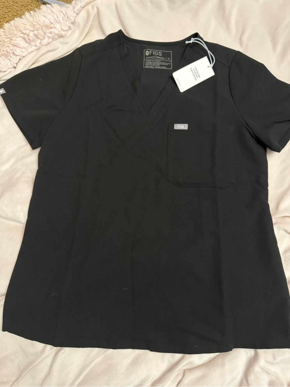 Fig scrub top
